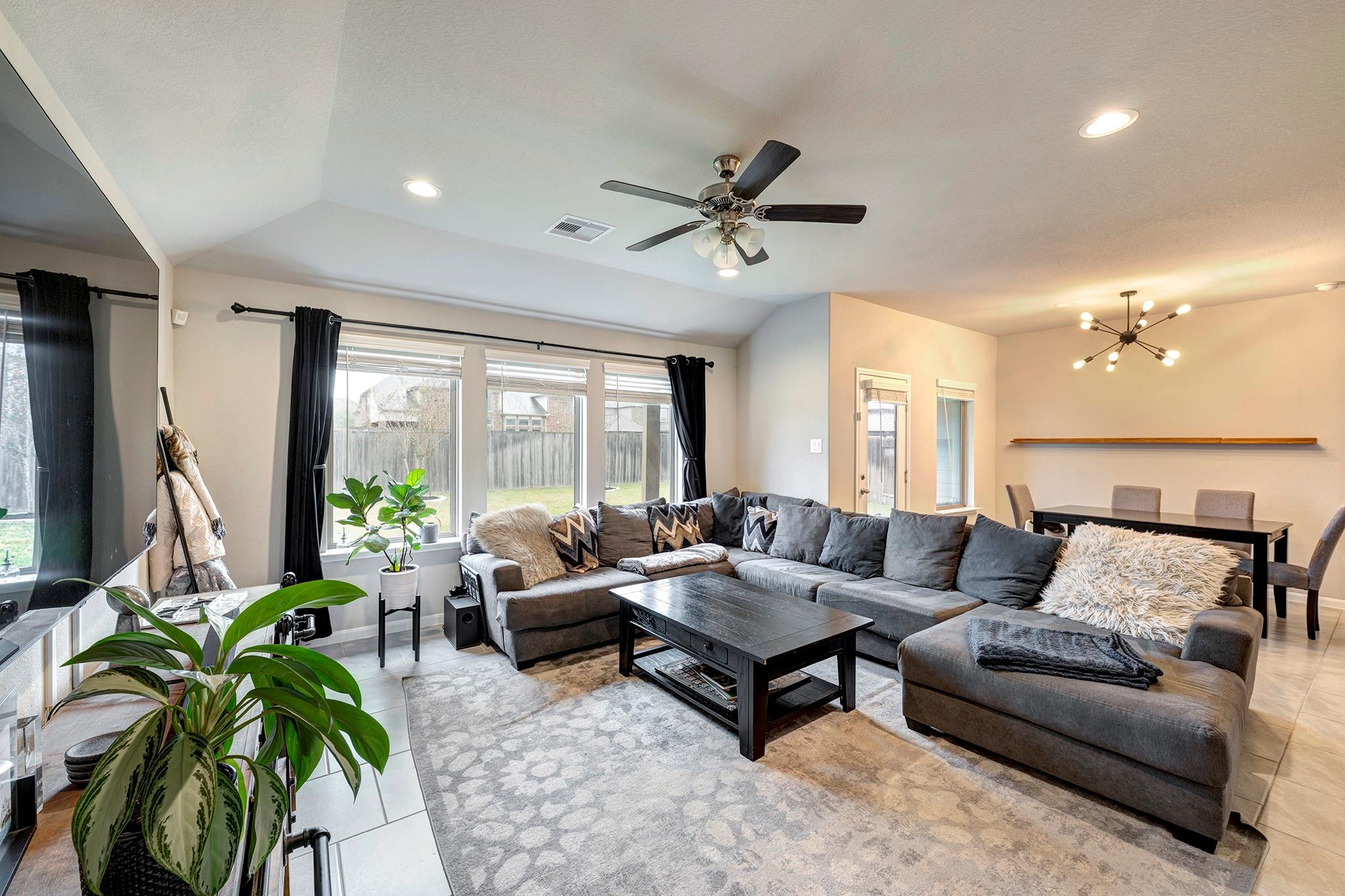 21134 Albany Landing Lane