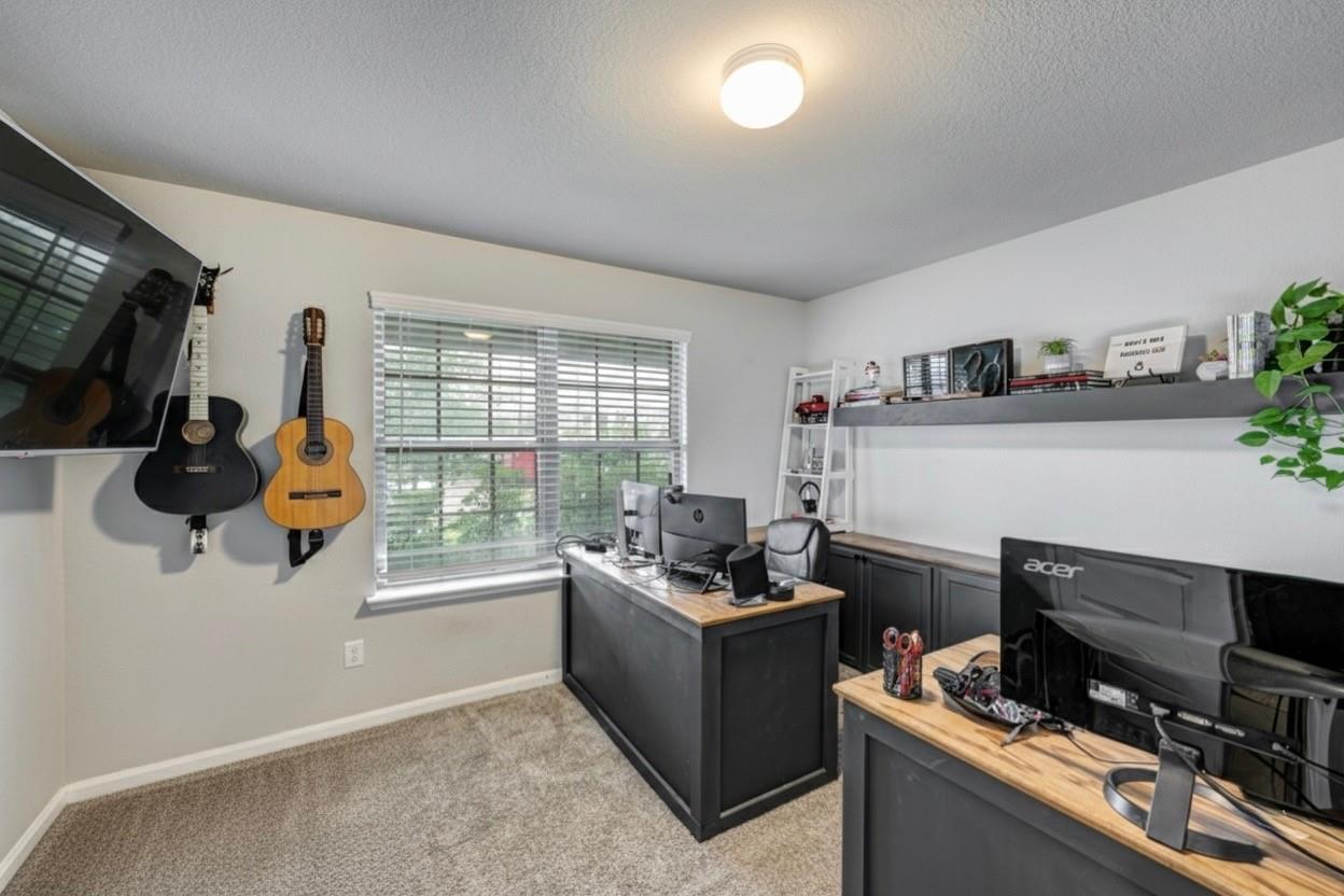 21134 Albany Landing Lane