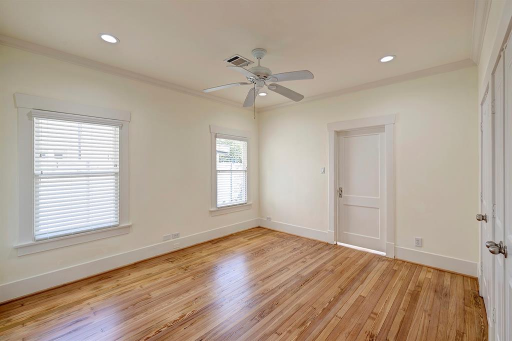 1633 W Main Street