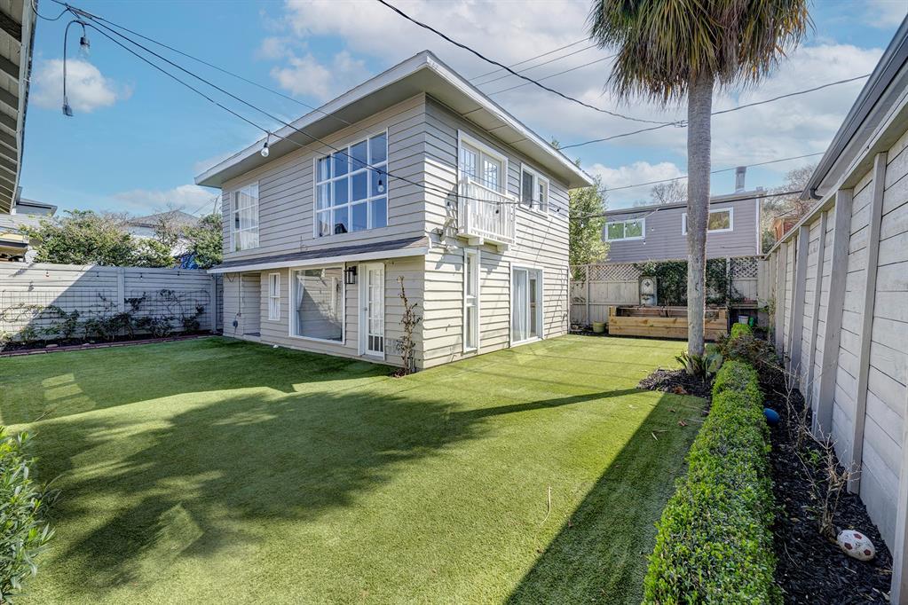 1633 W Main Street