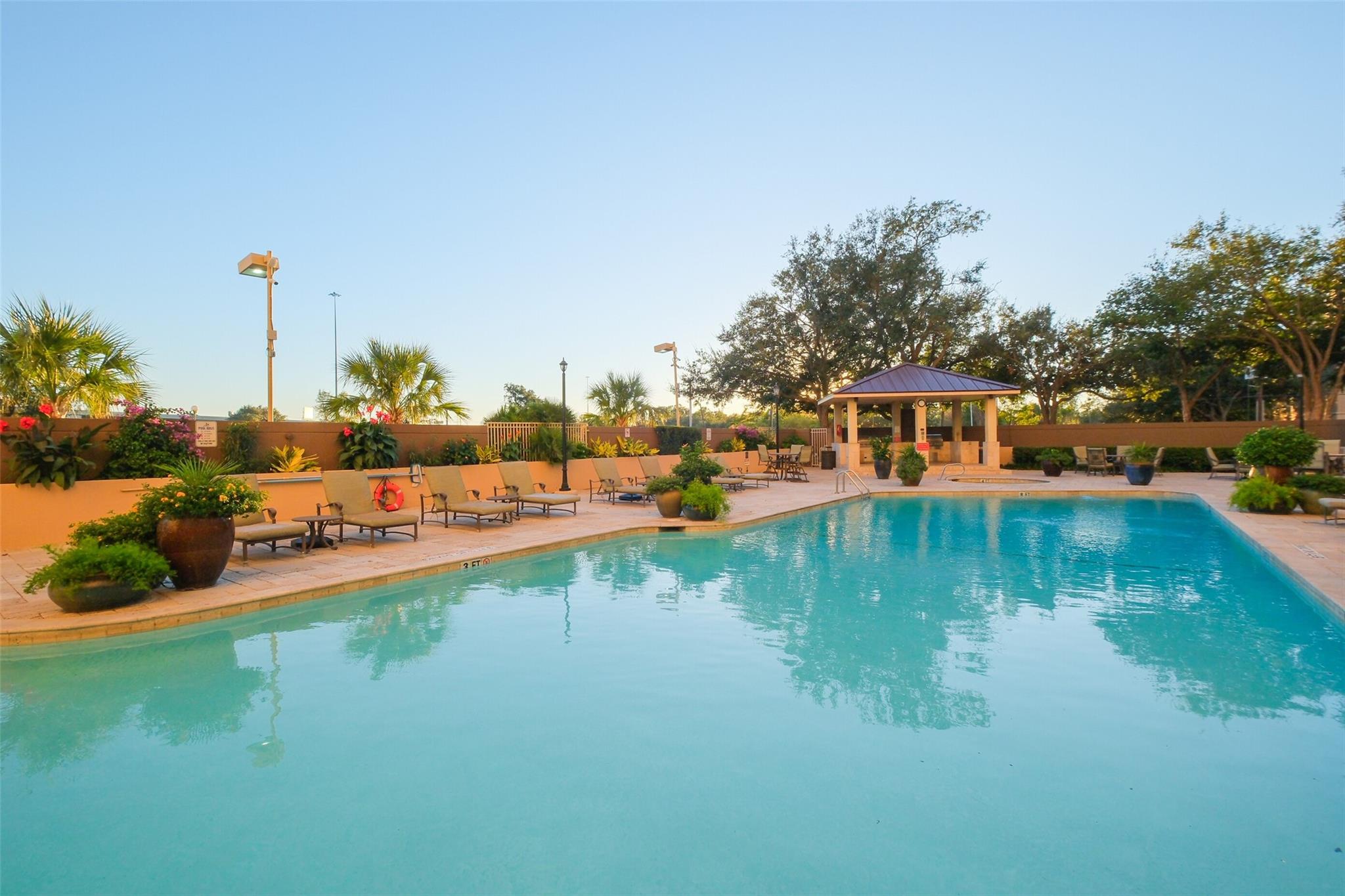 3525 Sage Road # 1705