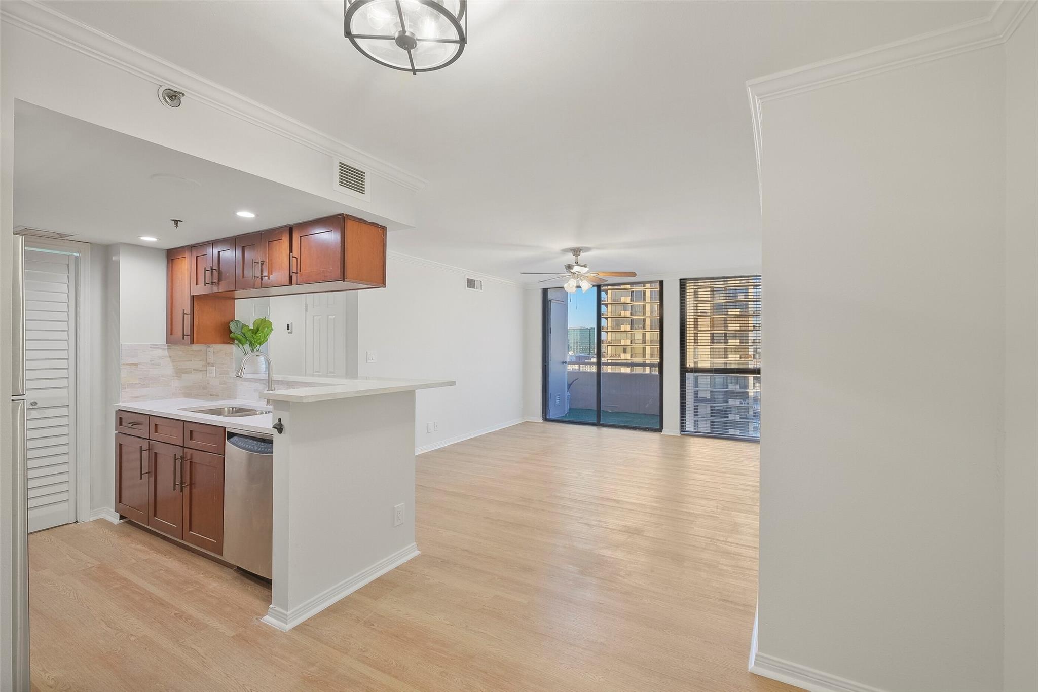 3525 Sage Road # 1705