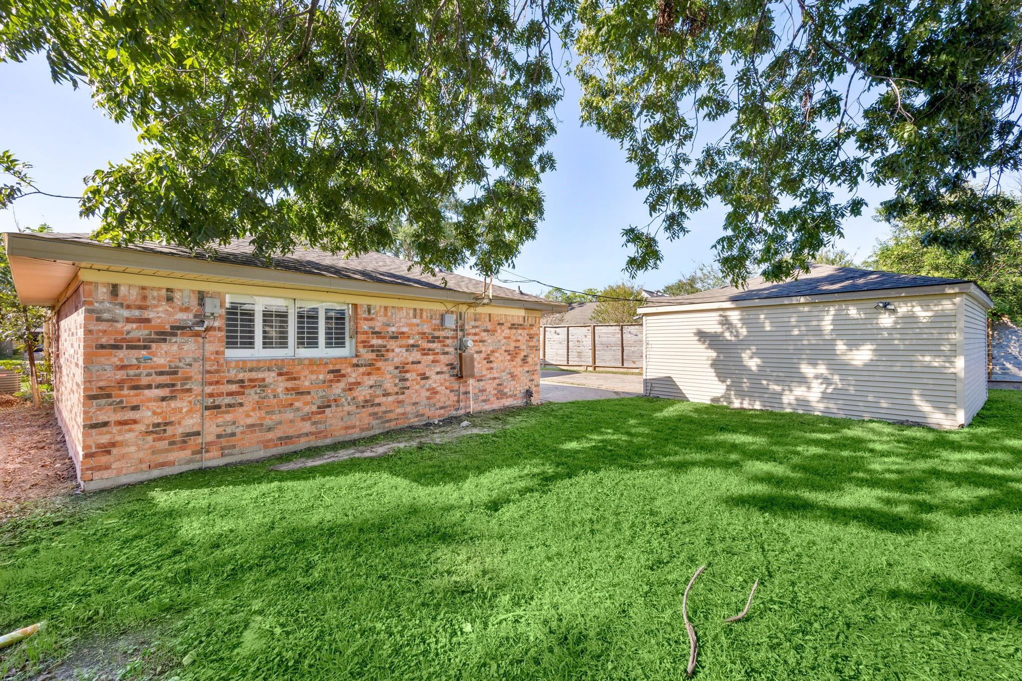 1919 Tallulah Lane