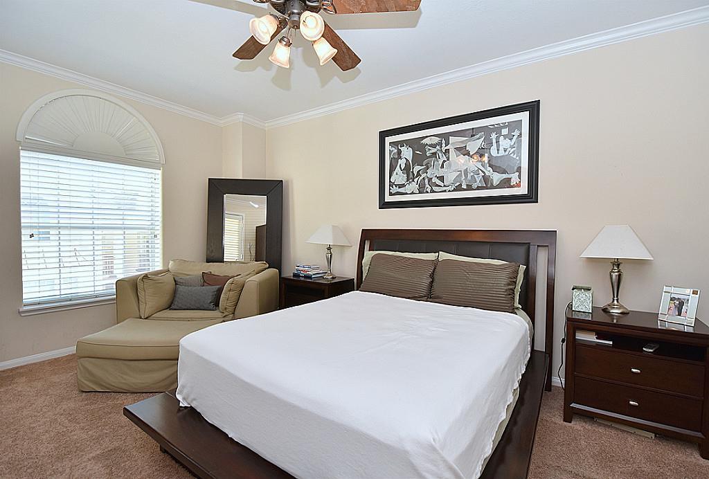 2139 Stacy Knoll