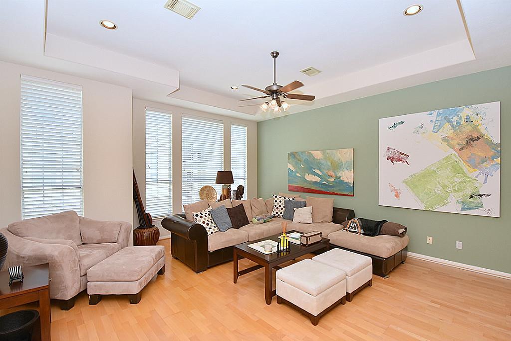 2139 Stacy Knoll