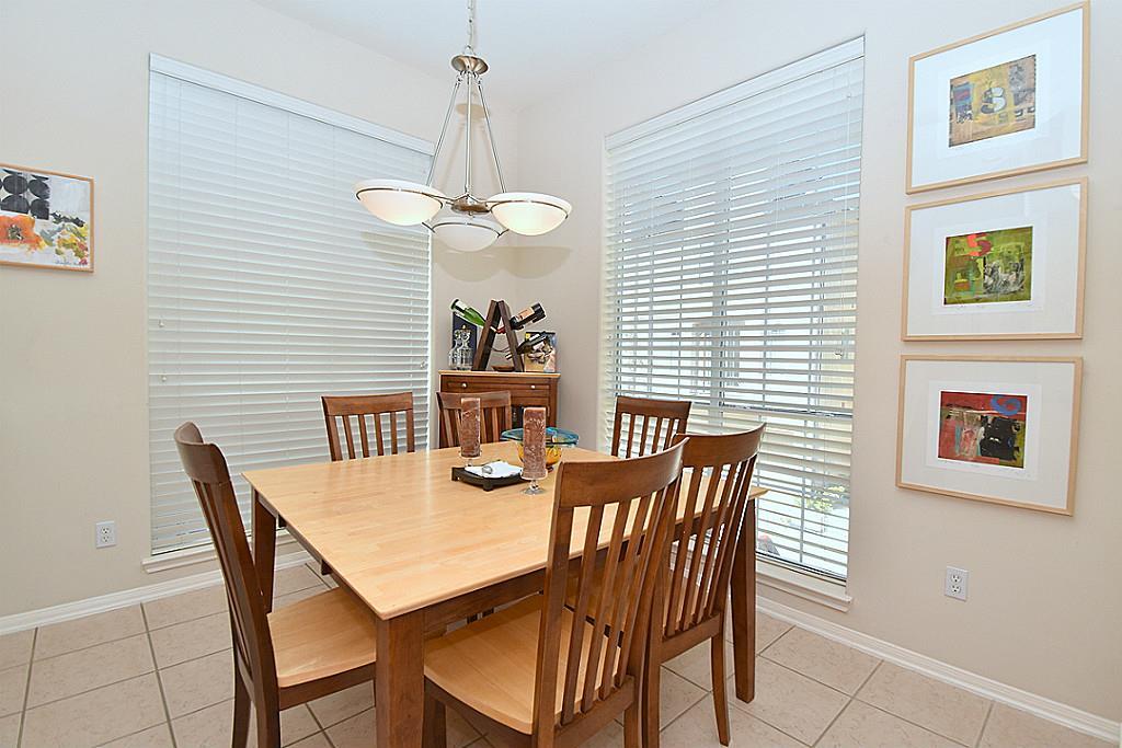 2139 Stacy Knoll