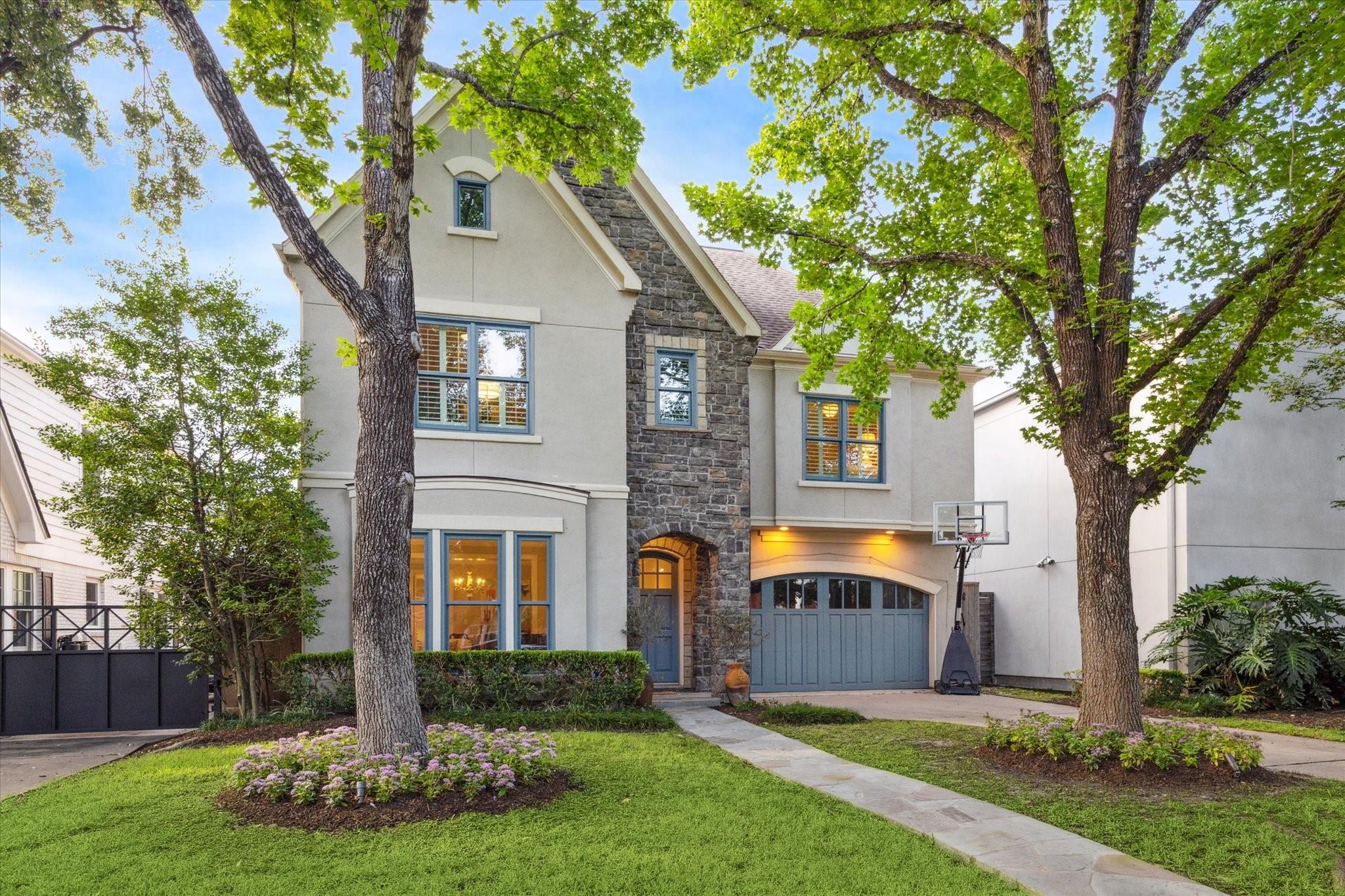 3614 University Boulevard