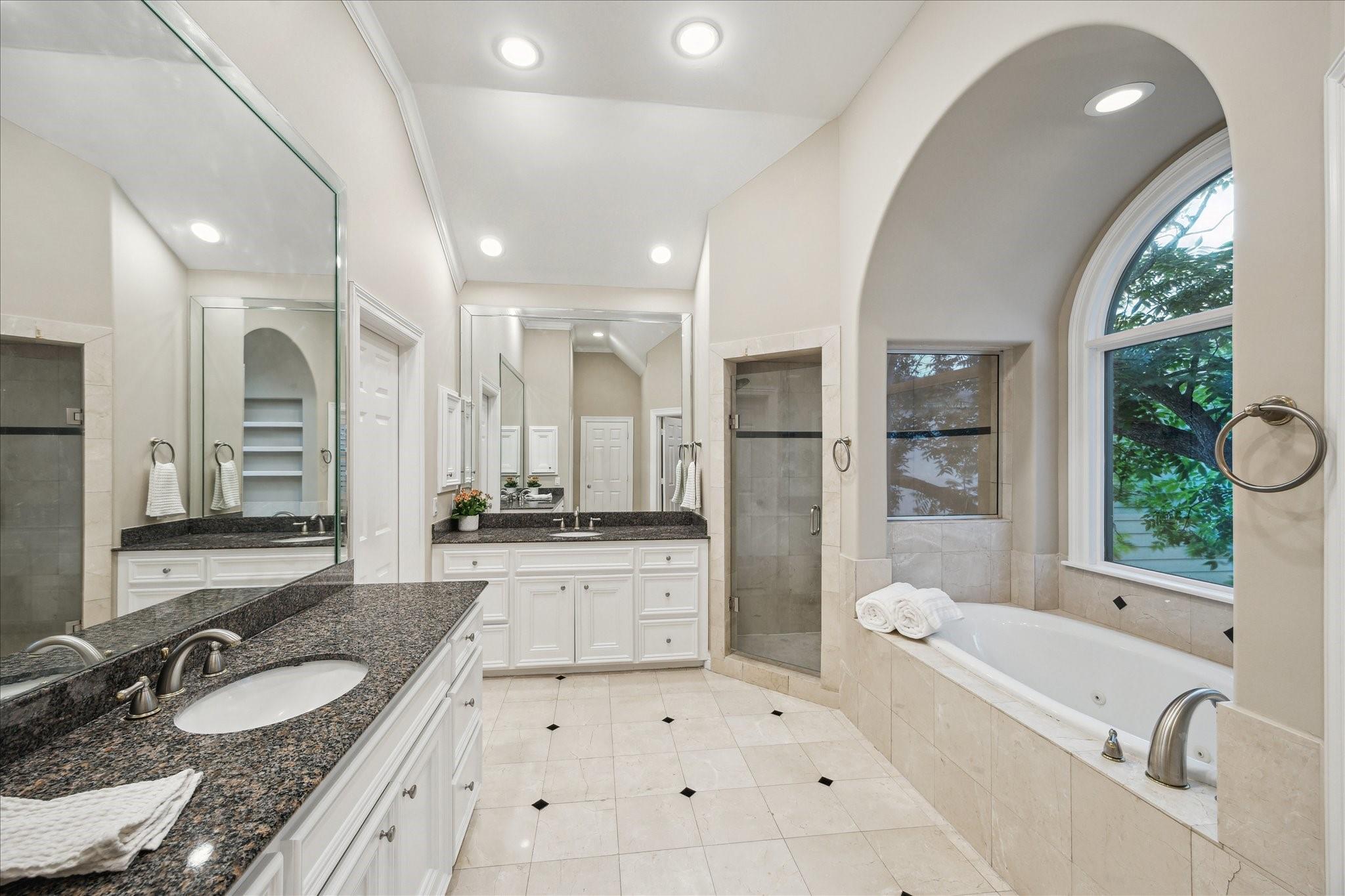 3614 University Boulevard