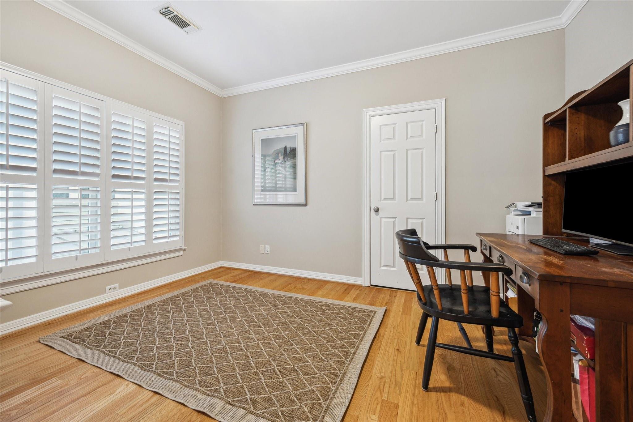 3614 University Boulevard