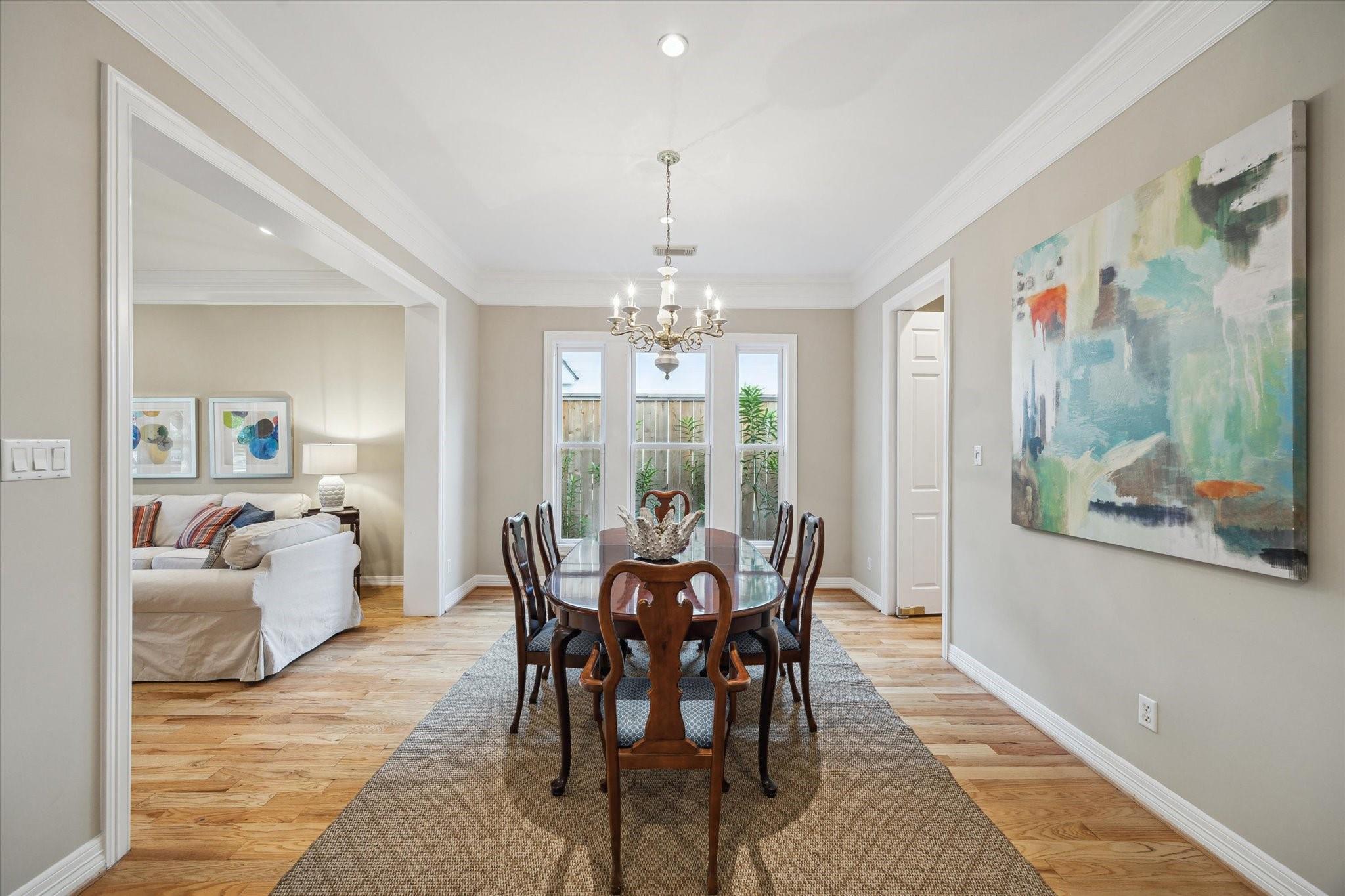 3614 University Boulevard