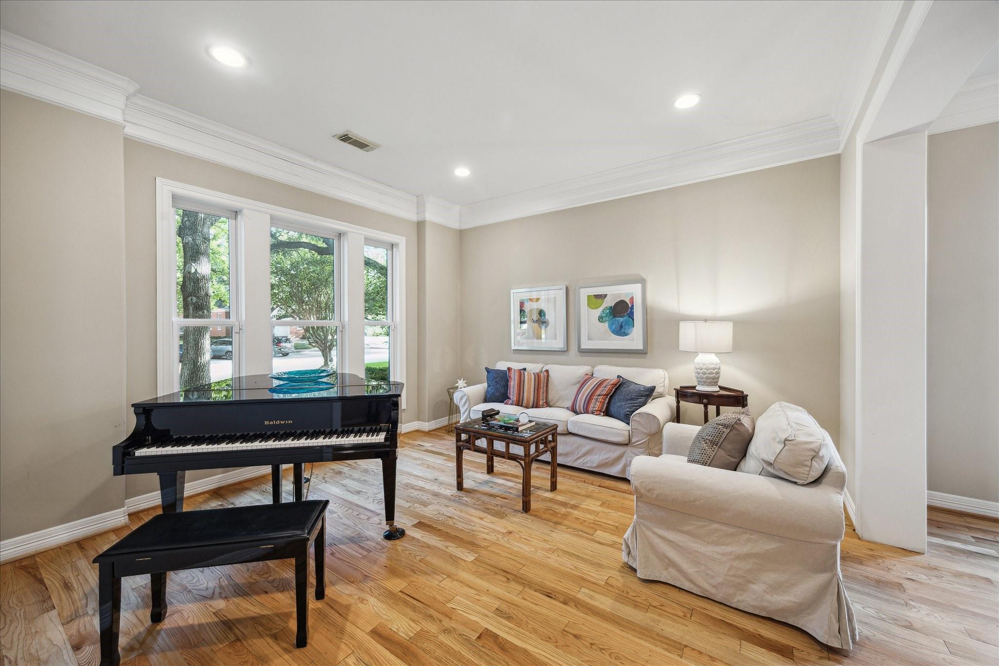 3614 University Boulevard