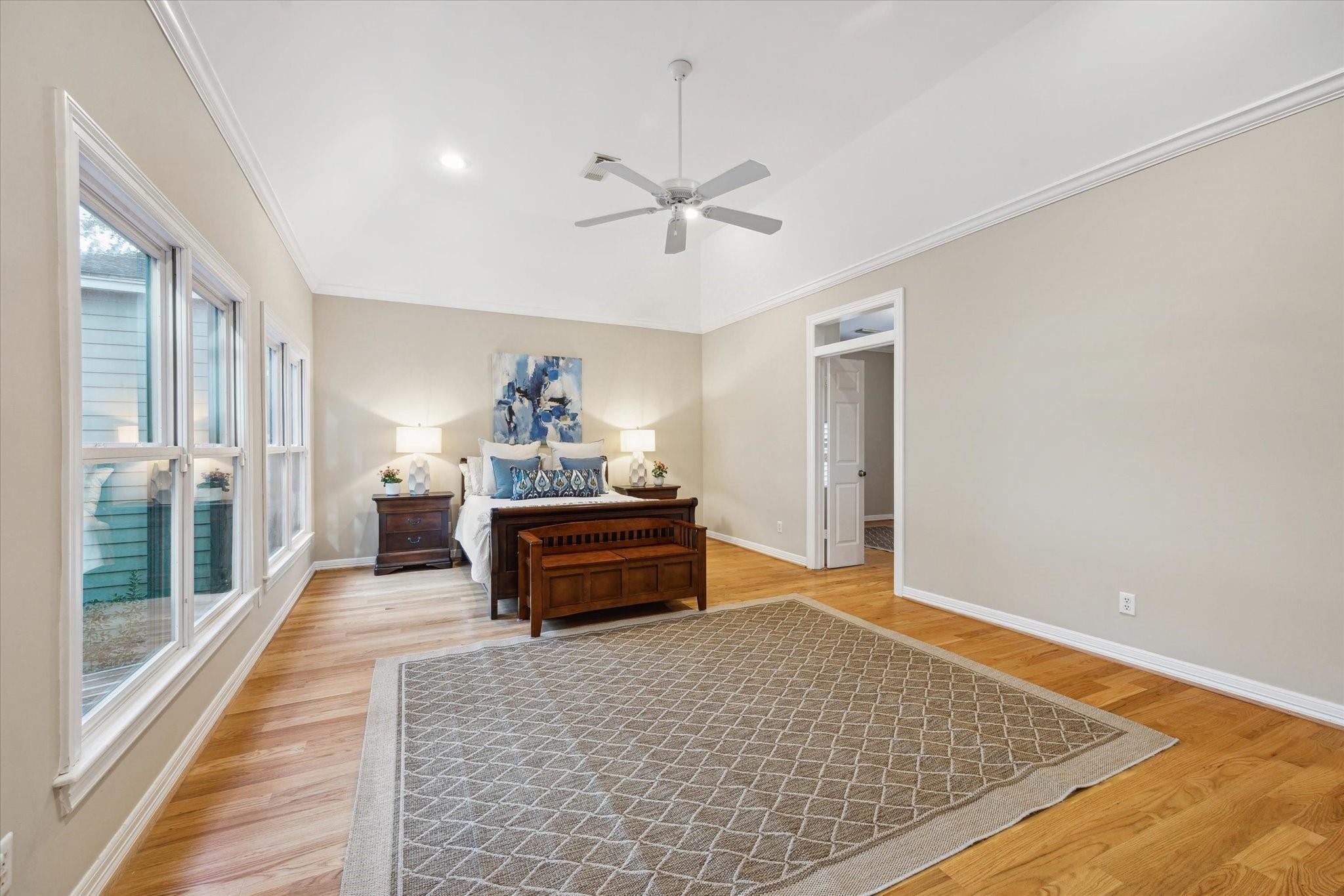 3614 University Boulevard