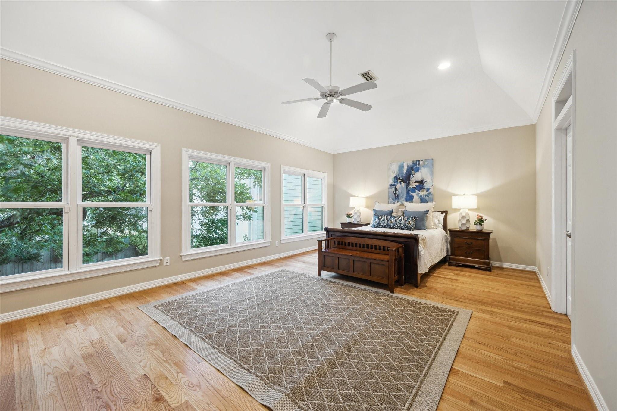 3614 University Boulevard