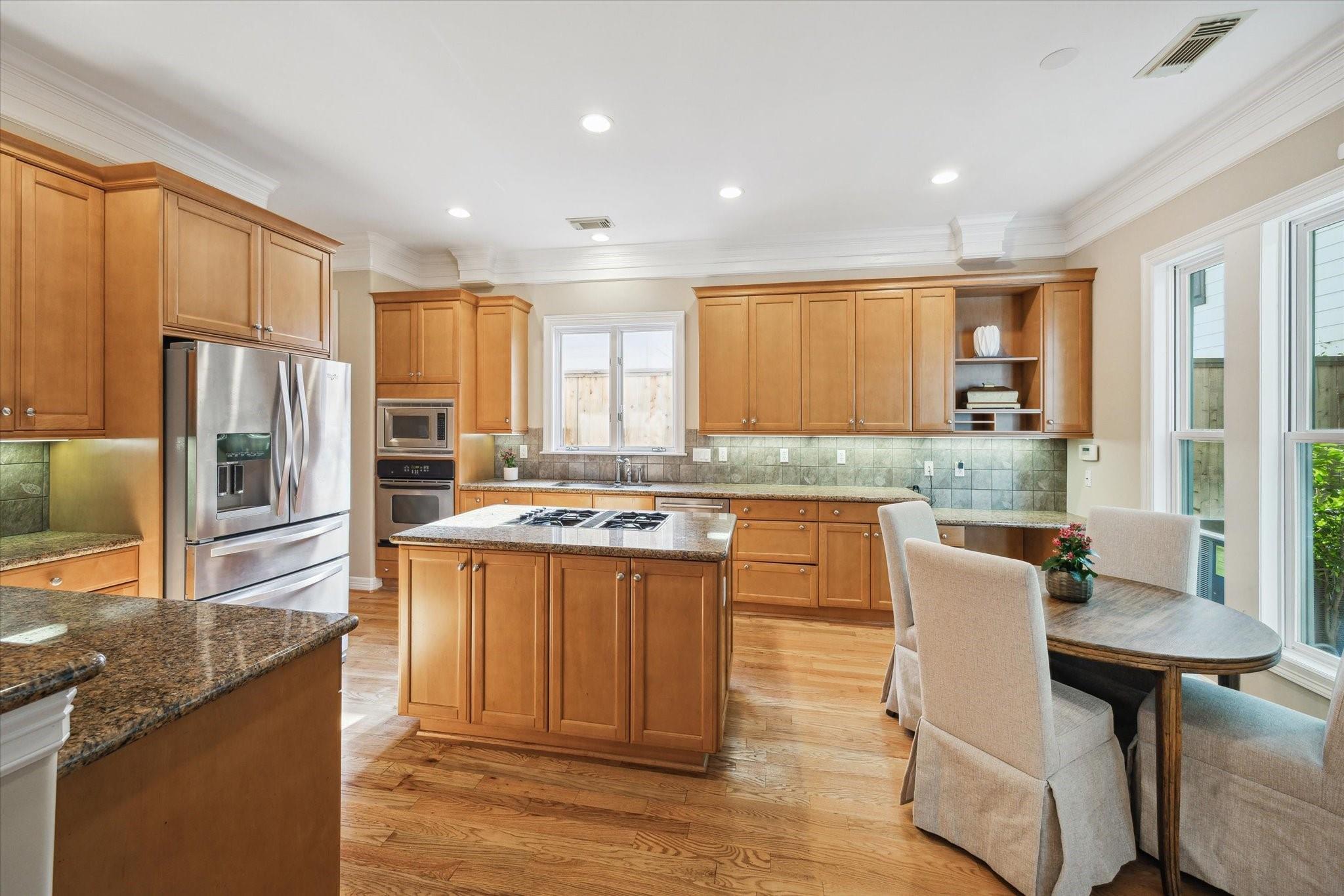 3614 University Boulevard