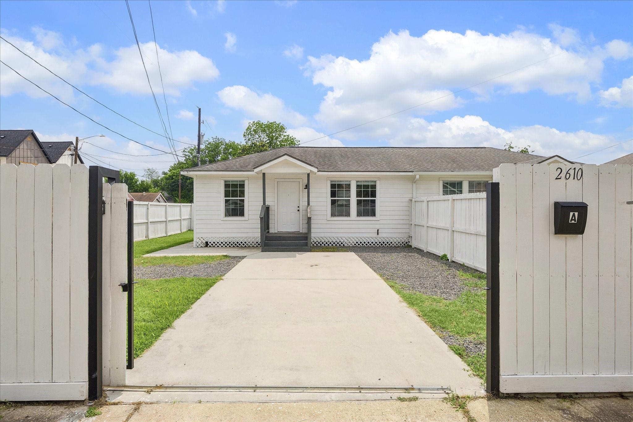 2610 Cochran Street