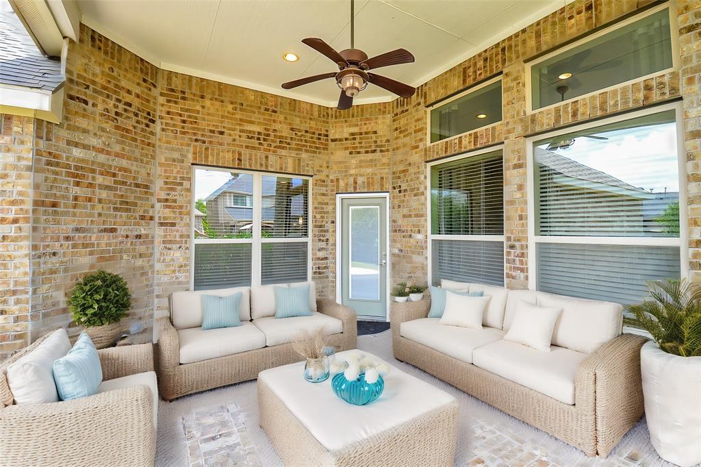 8946 Summer Iris Trail