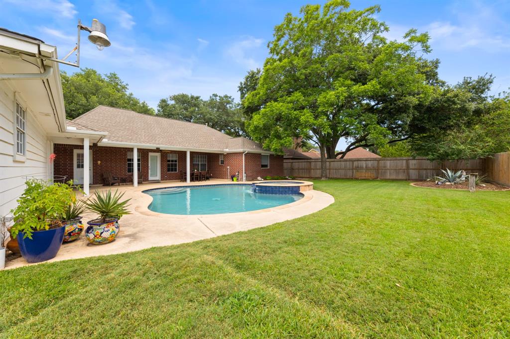 6509 Patricia Street