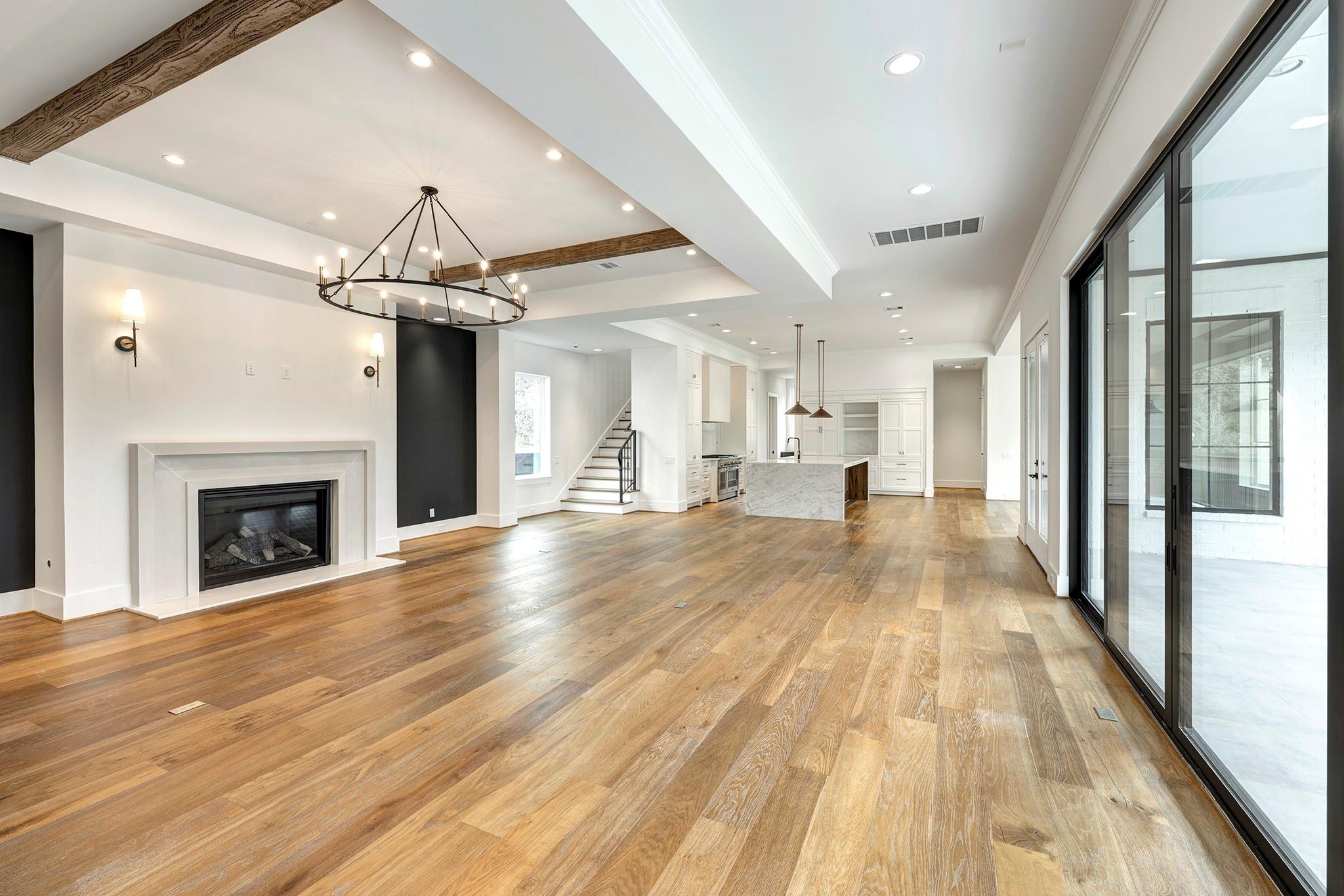 4043 Blue Bonnet Boulevard