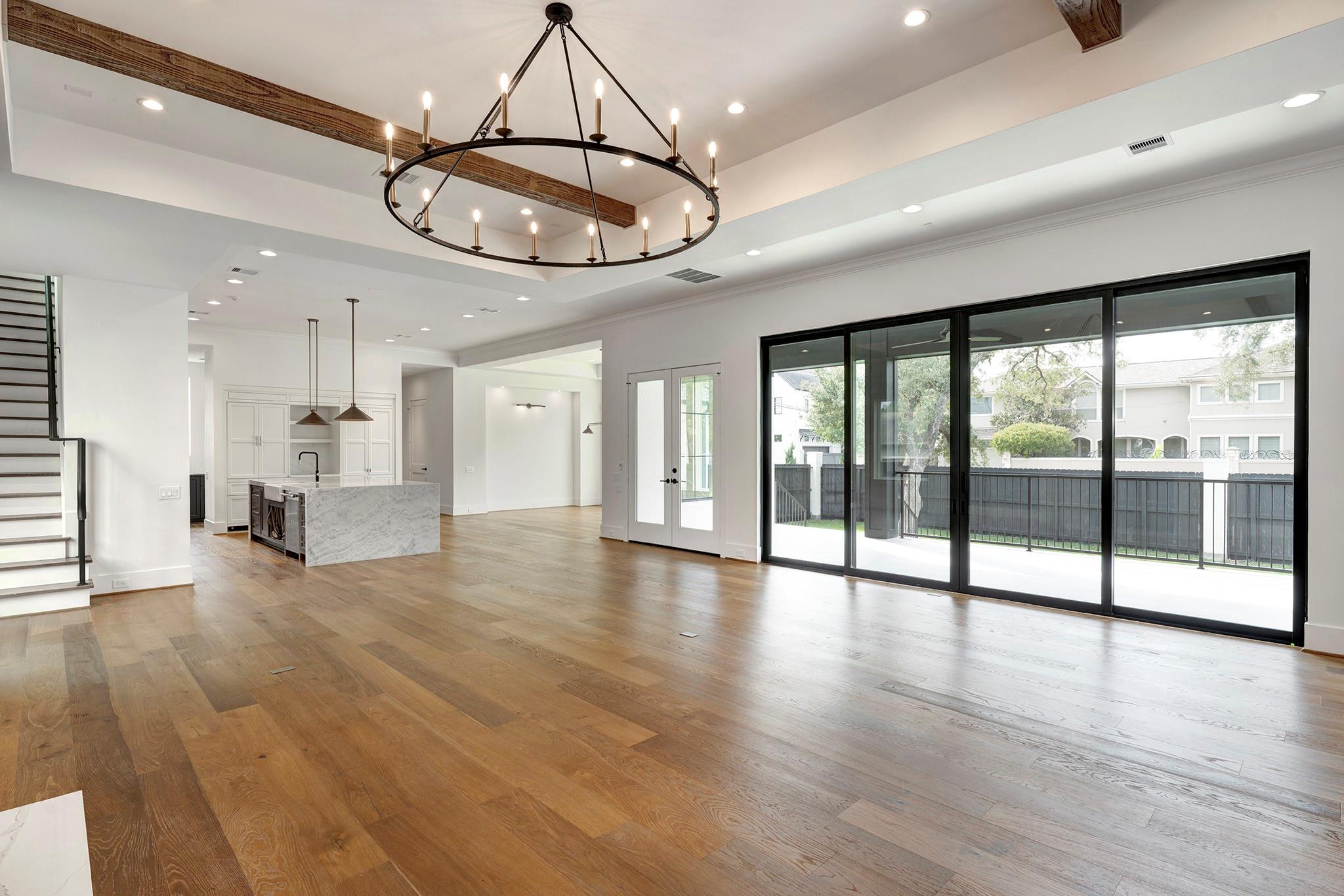 4043 Blue Bonnet Boulevard