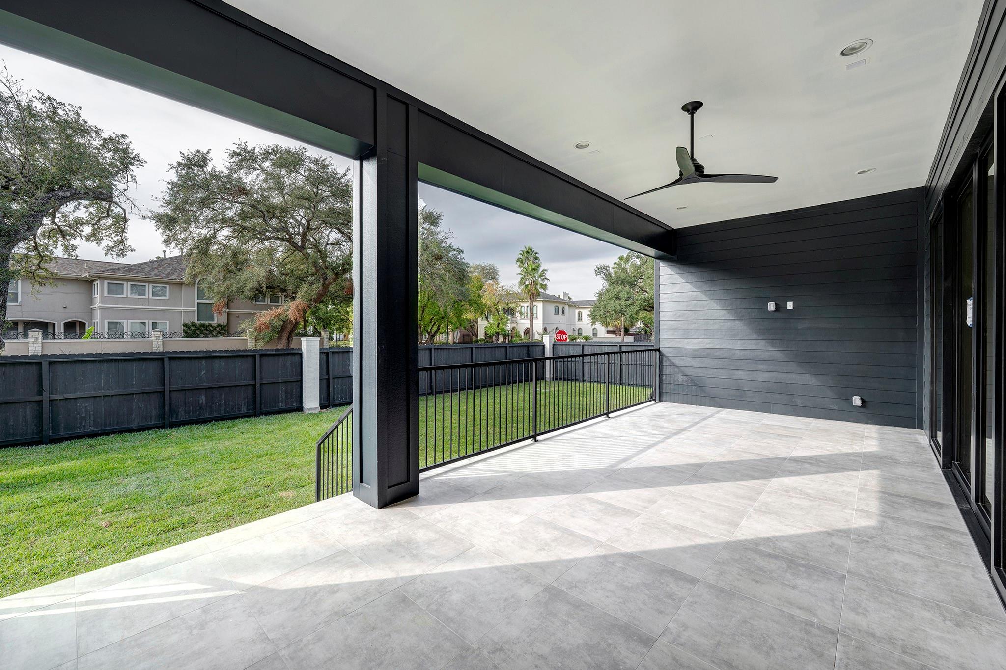 4043 Blue Bonnet Boulevard