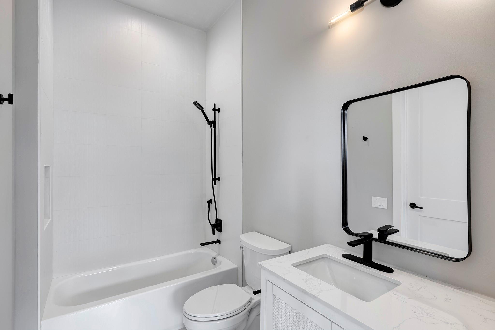 4043 Blue Bonnet Boulevard