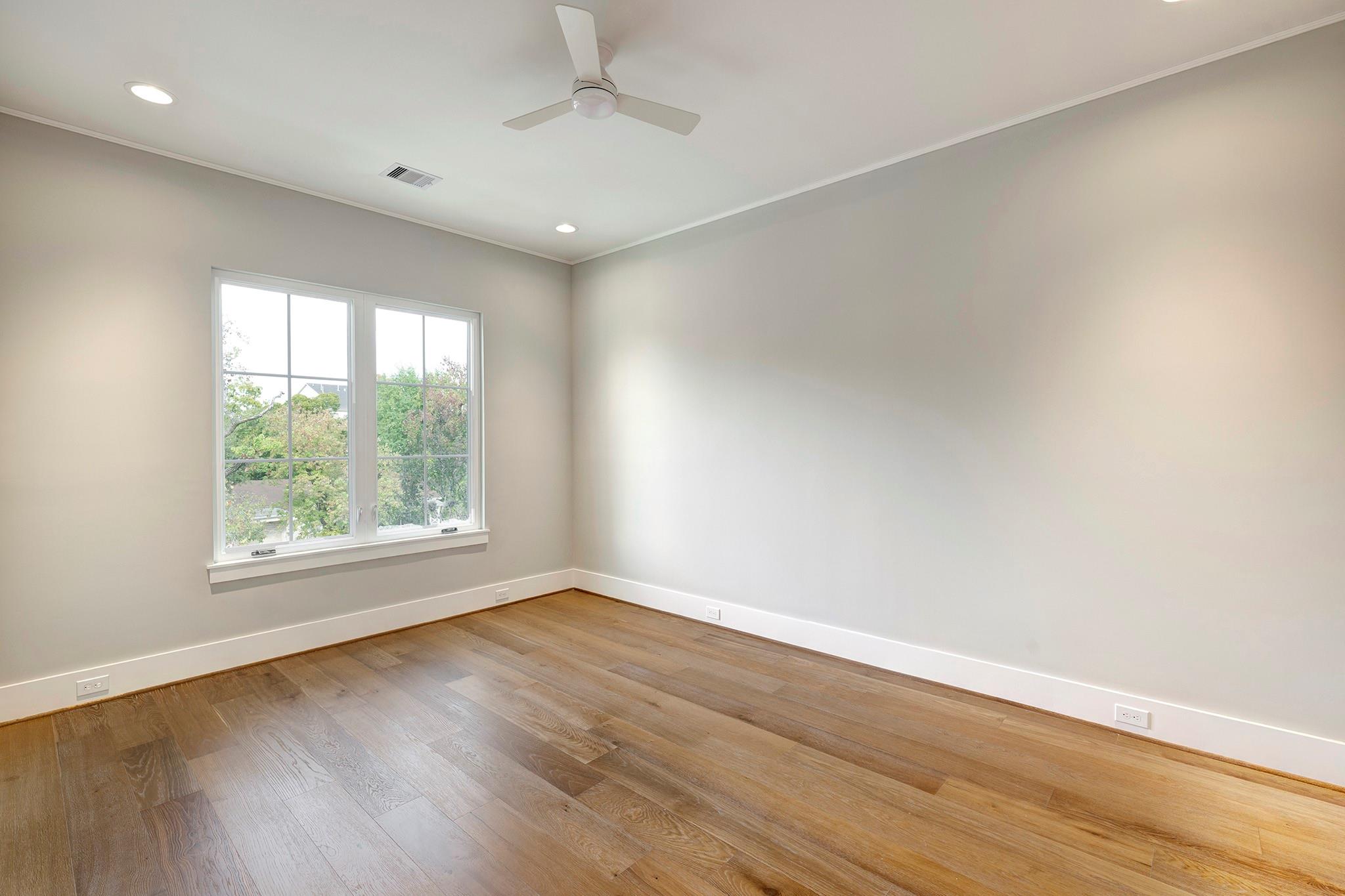 4043 Blue Bonnet Boulevard