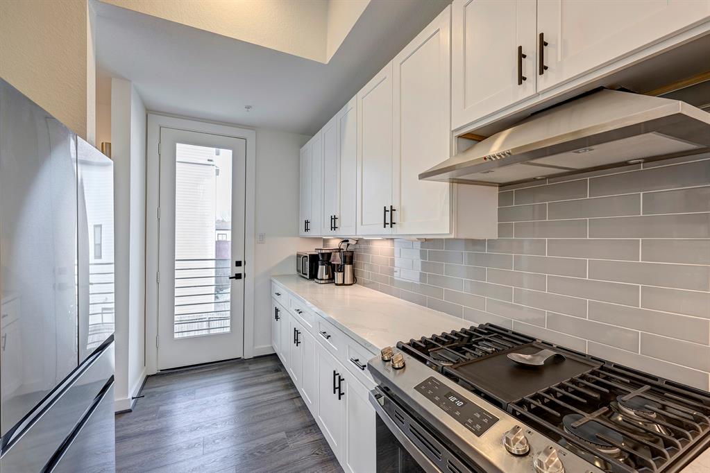 1422 W 23rd Street # C
