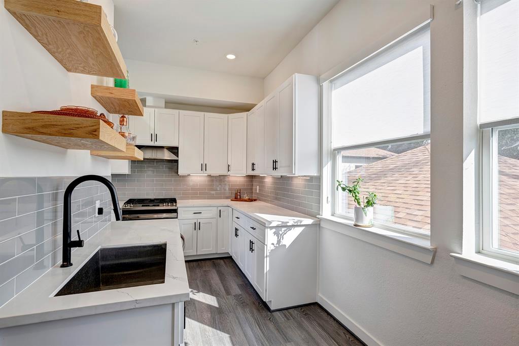 1422 W 23rd Street # C