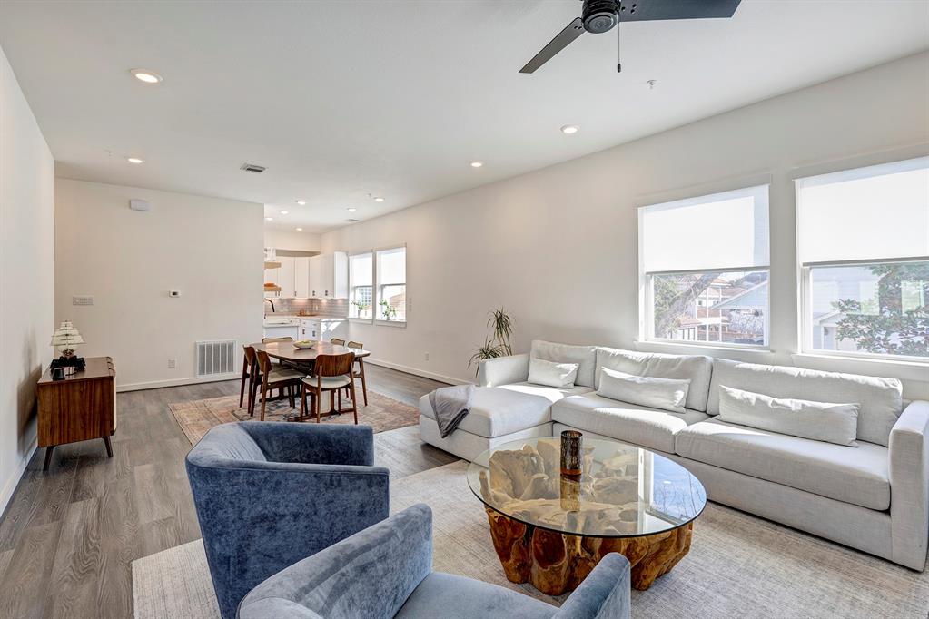 1422 W 23rd Street # C