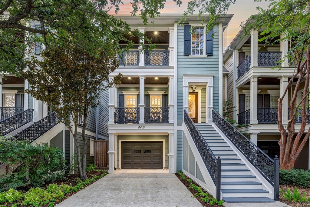 809 Aurora Street