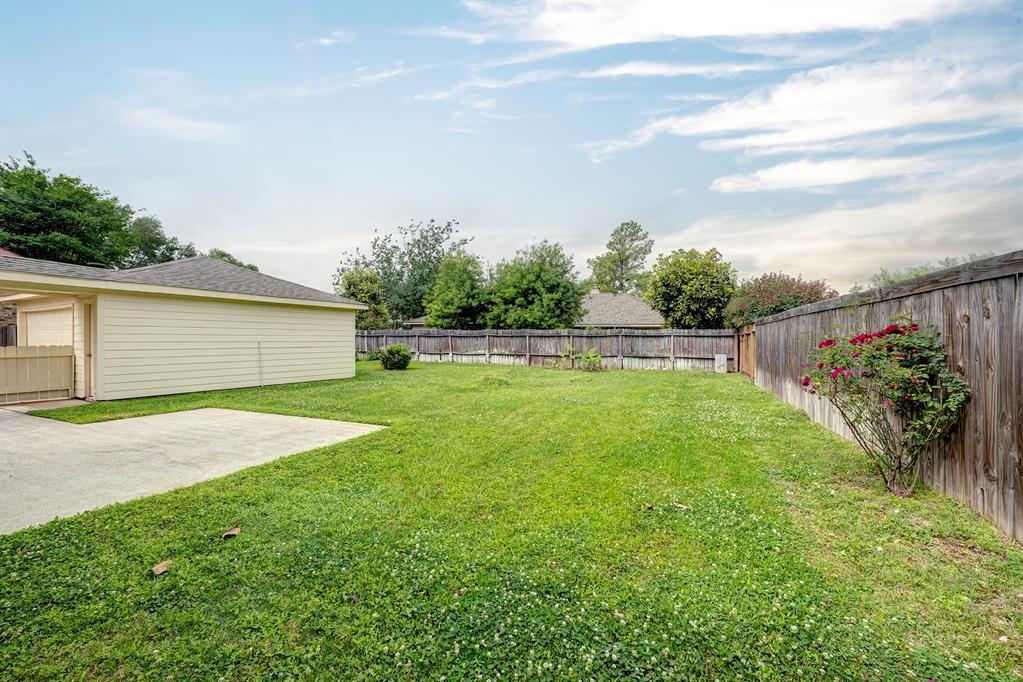 8802 Hydethorpe Drive
