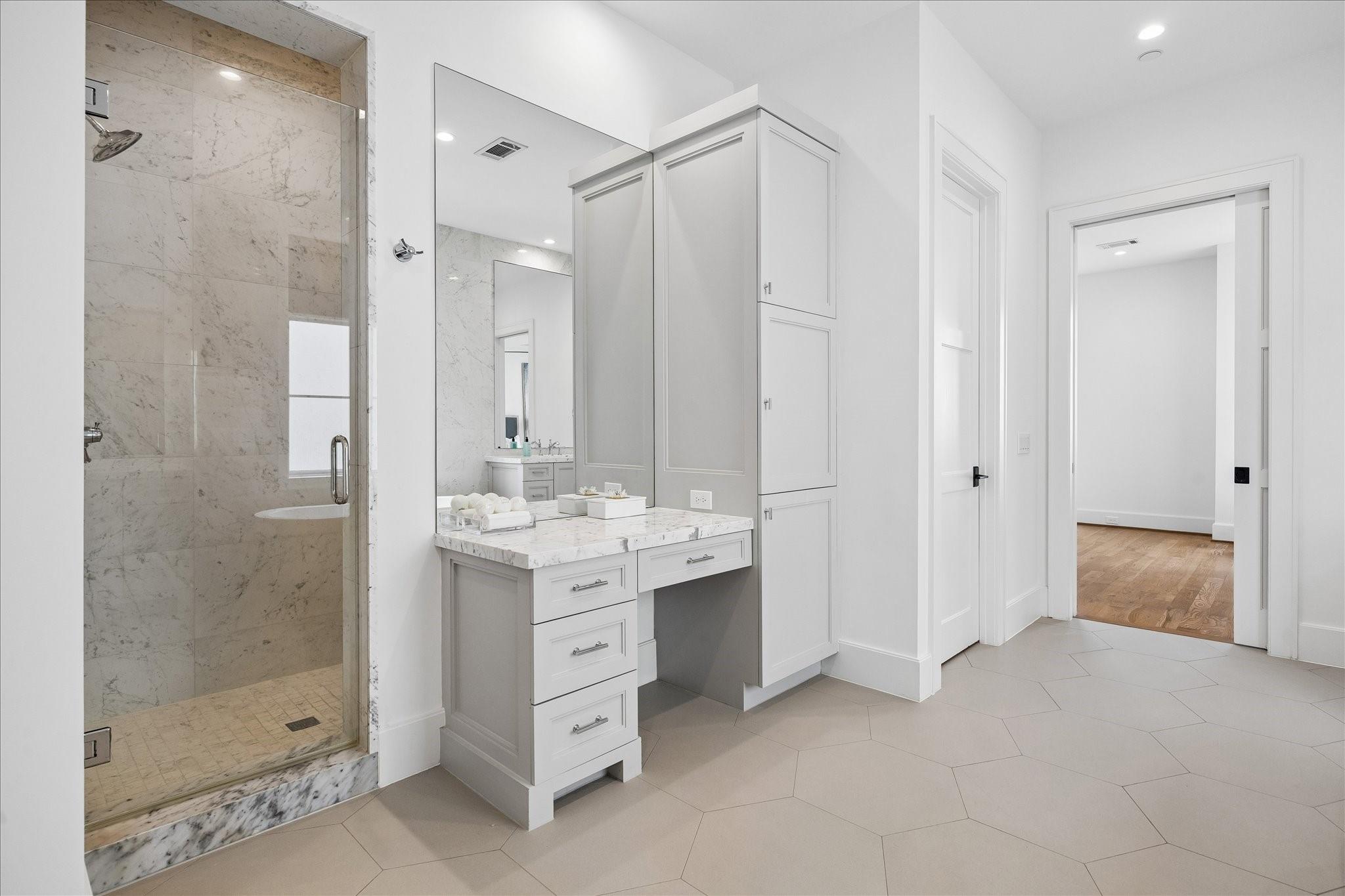 2326 Bissonnet Street