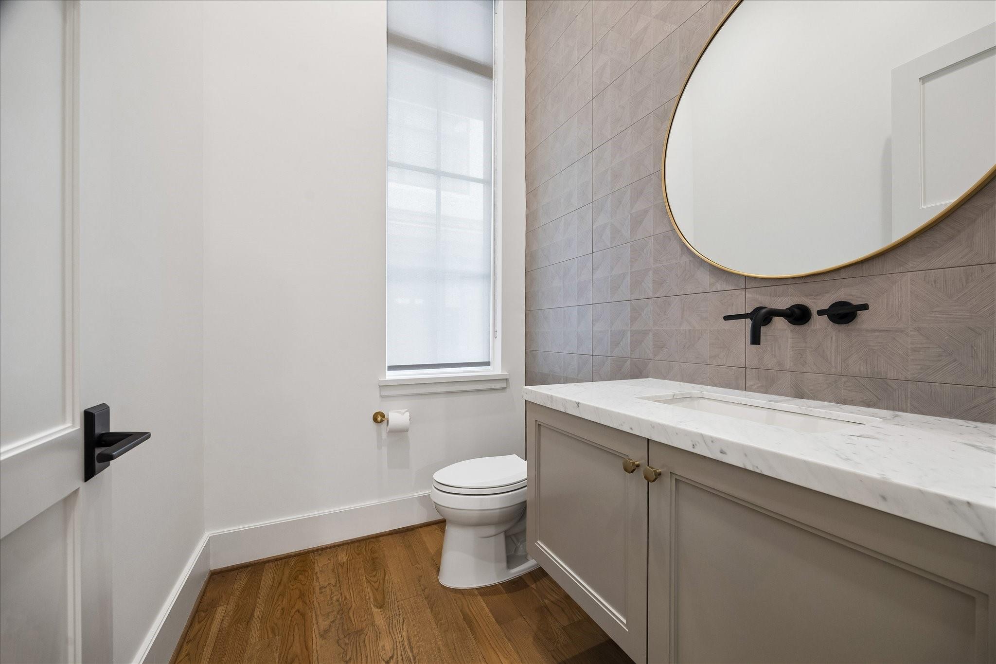 2326 Bissonnet Street