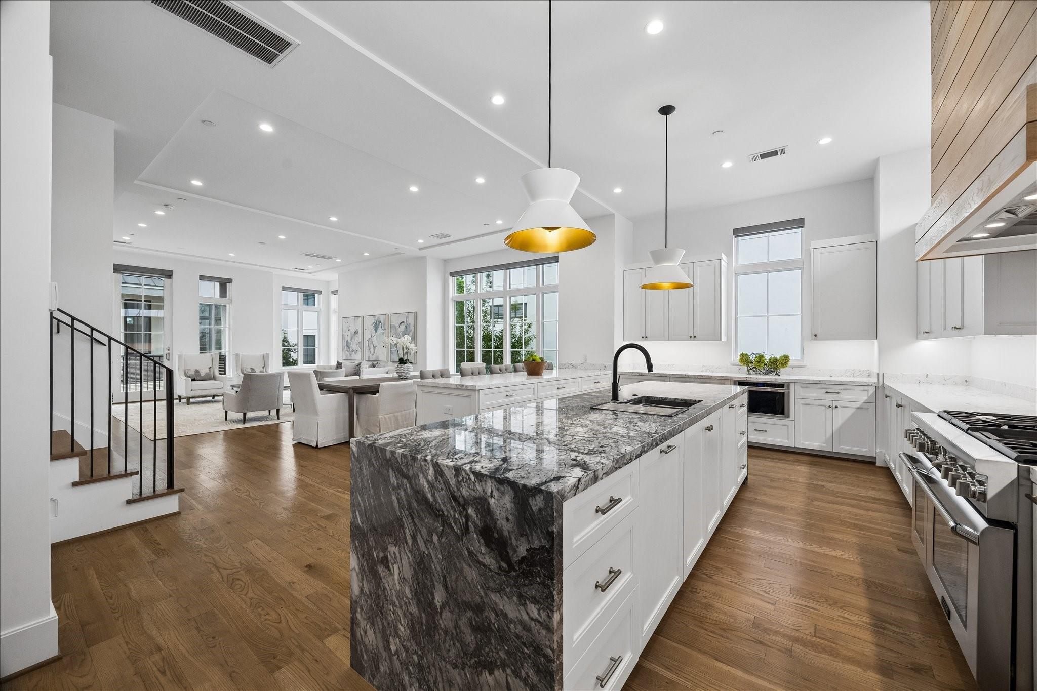 2326 Bissonnet Street