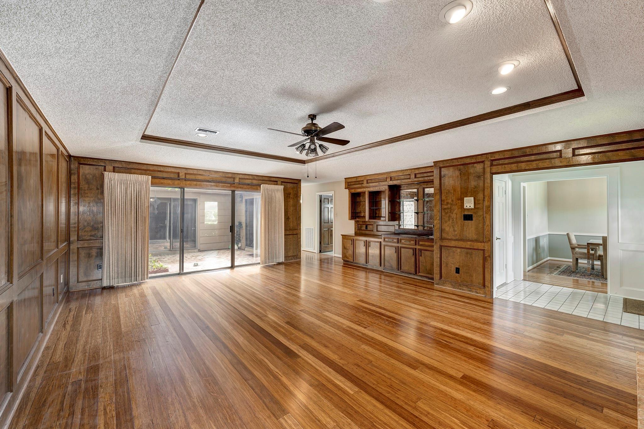 9943 Kemp Forest Drive