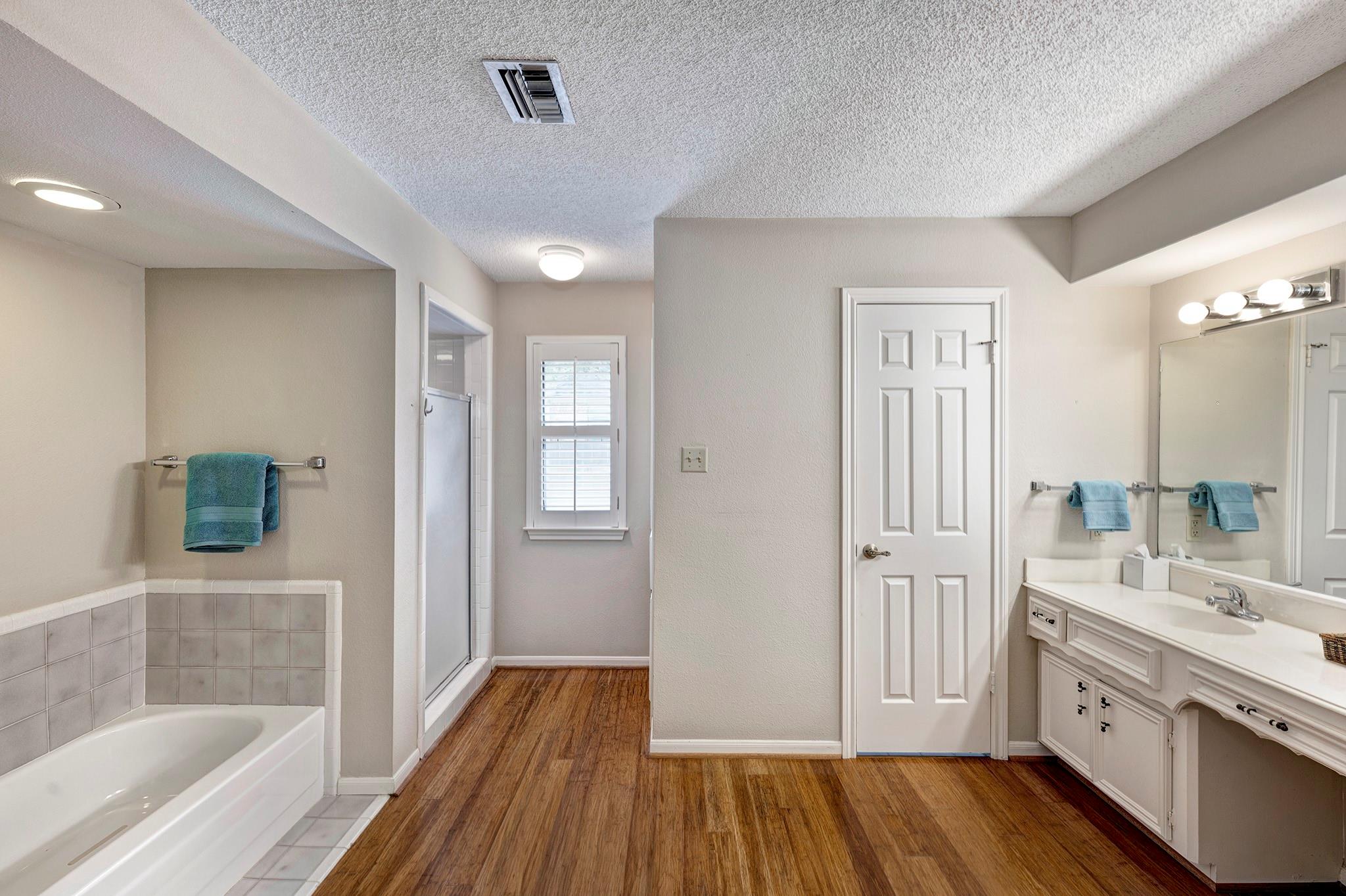 9943 Kemp Forest Drive