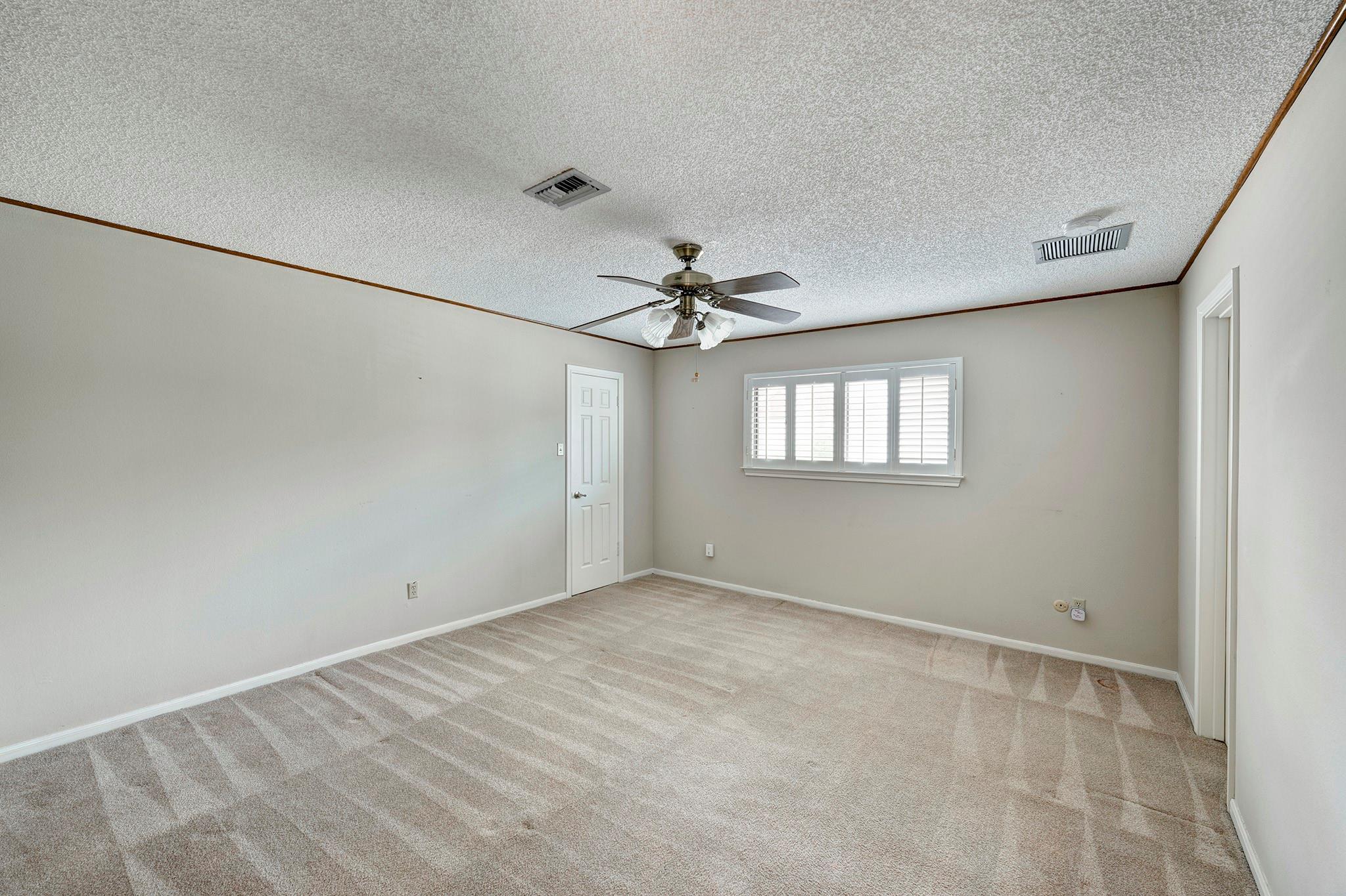 9943 Kemp Forest Drive