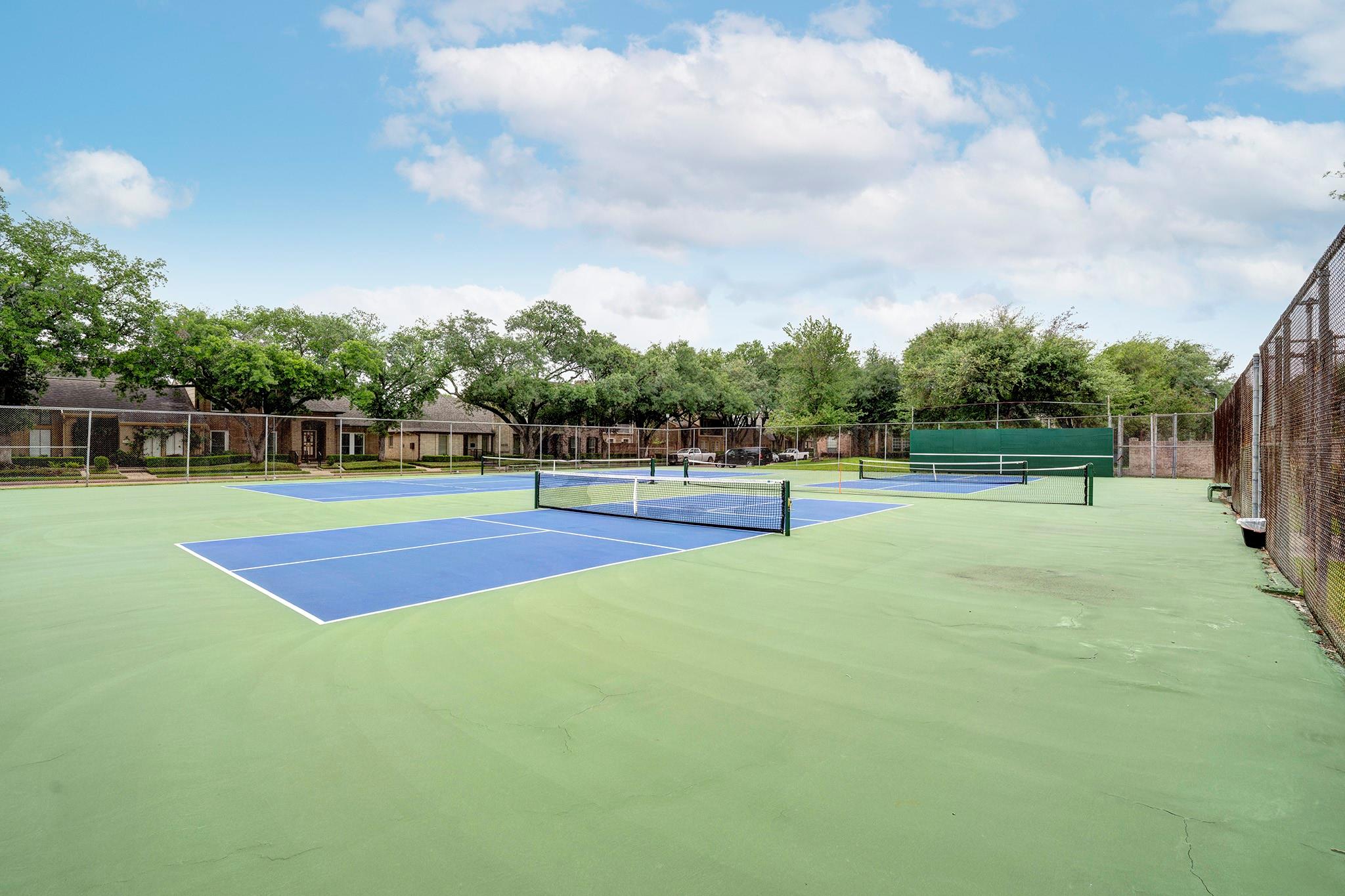 9943 Kemp Forest Drive