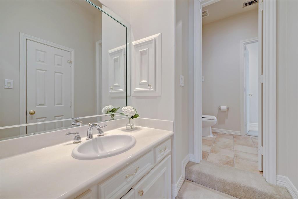 2 Lazy Wood Lane