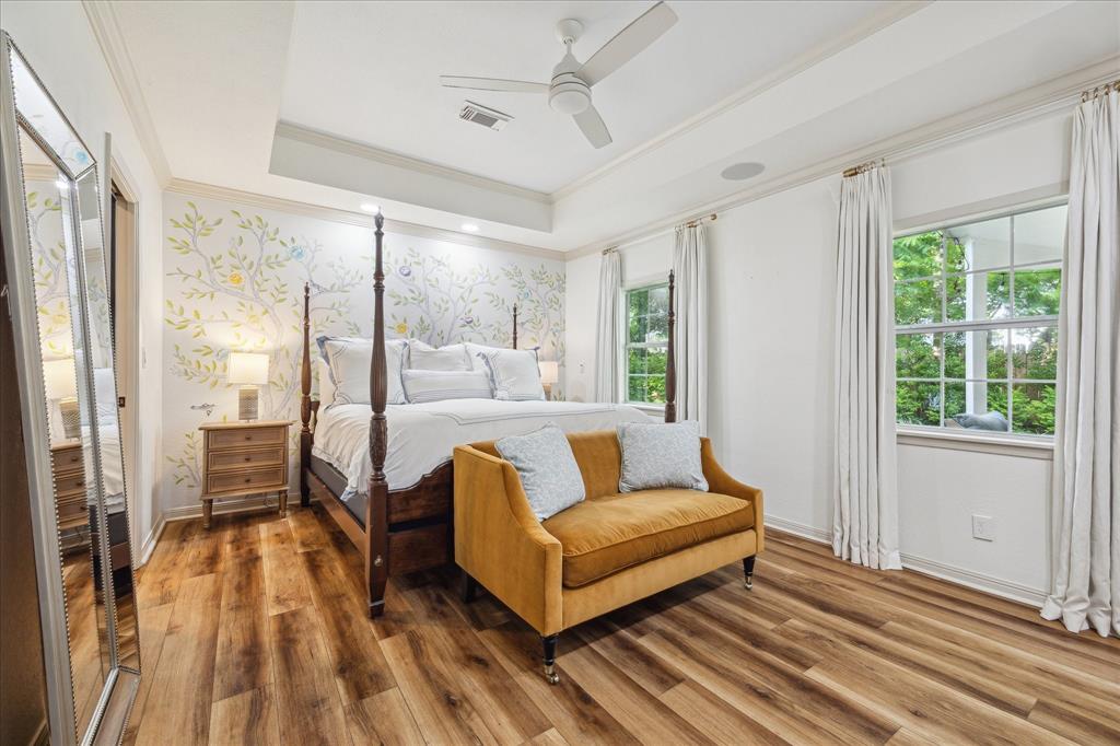 2618 Sunset Boulevard