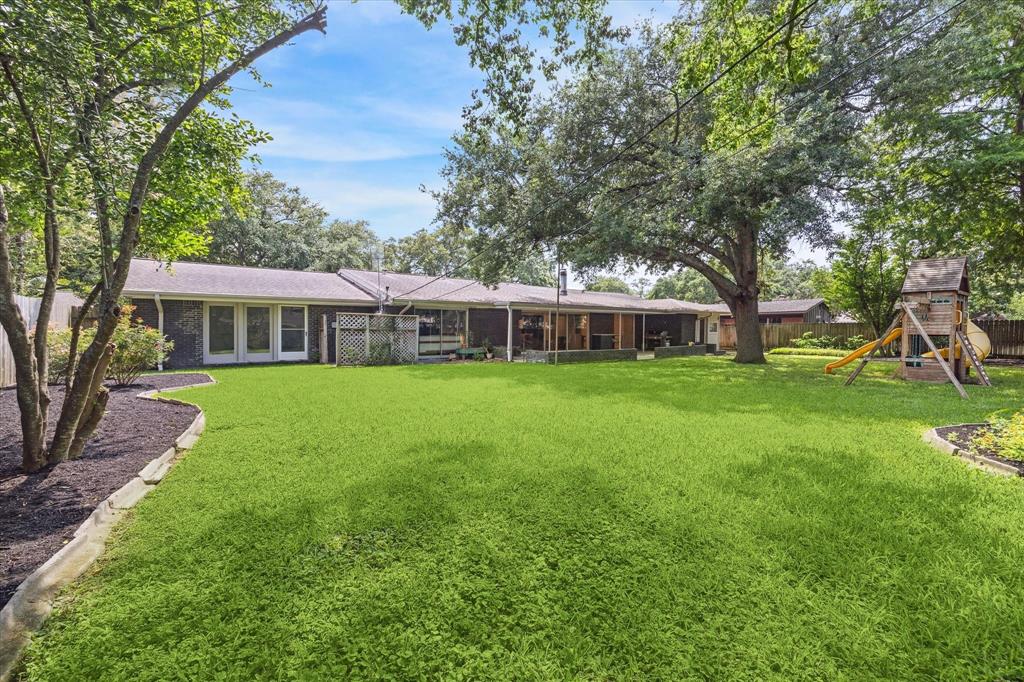 3542 Sun Valley Drive