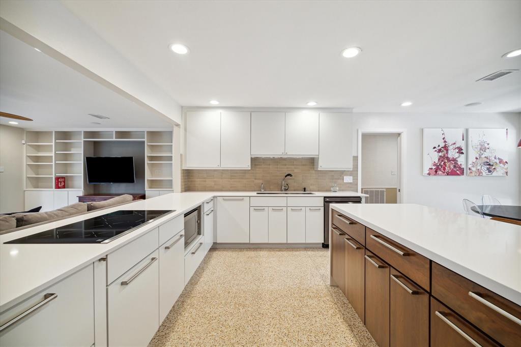 3542 Sun Valley Drive