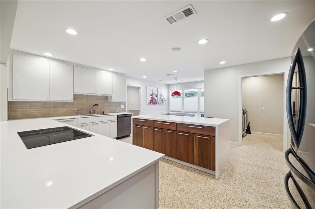 3542 Sun Valley Drive