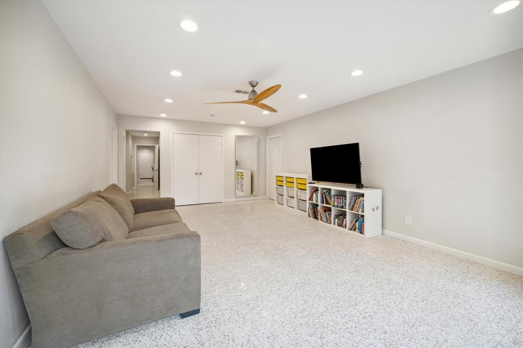 3542 Sun Valley Drive