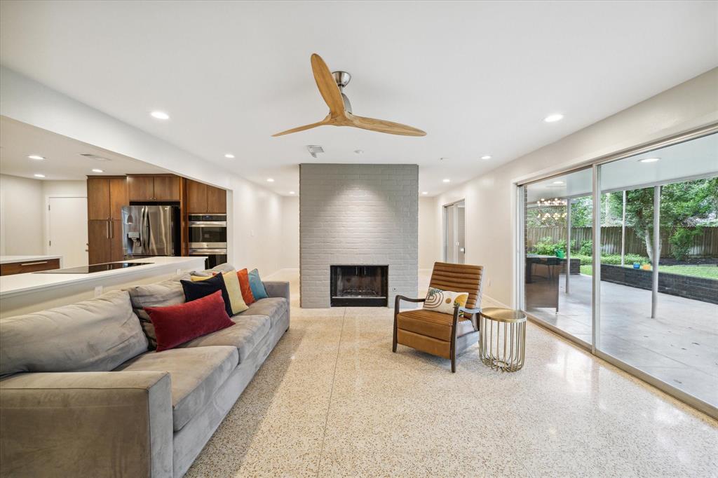 3542 Sun Valley Drive