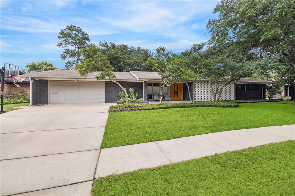 3542 Sun Valley Drive