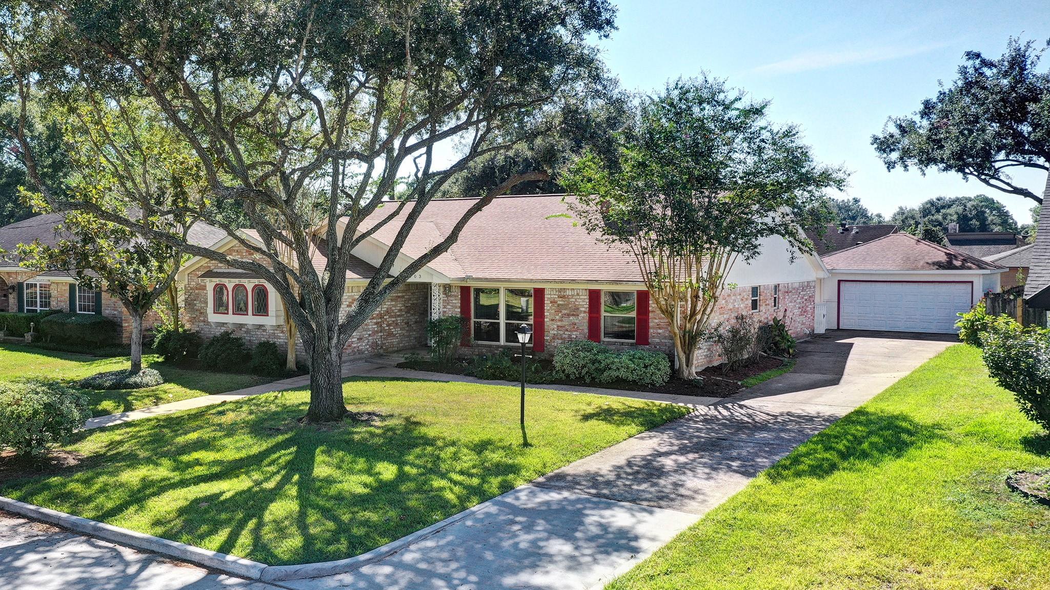 3603 Point Clear Drive