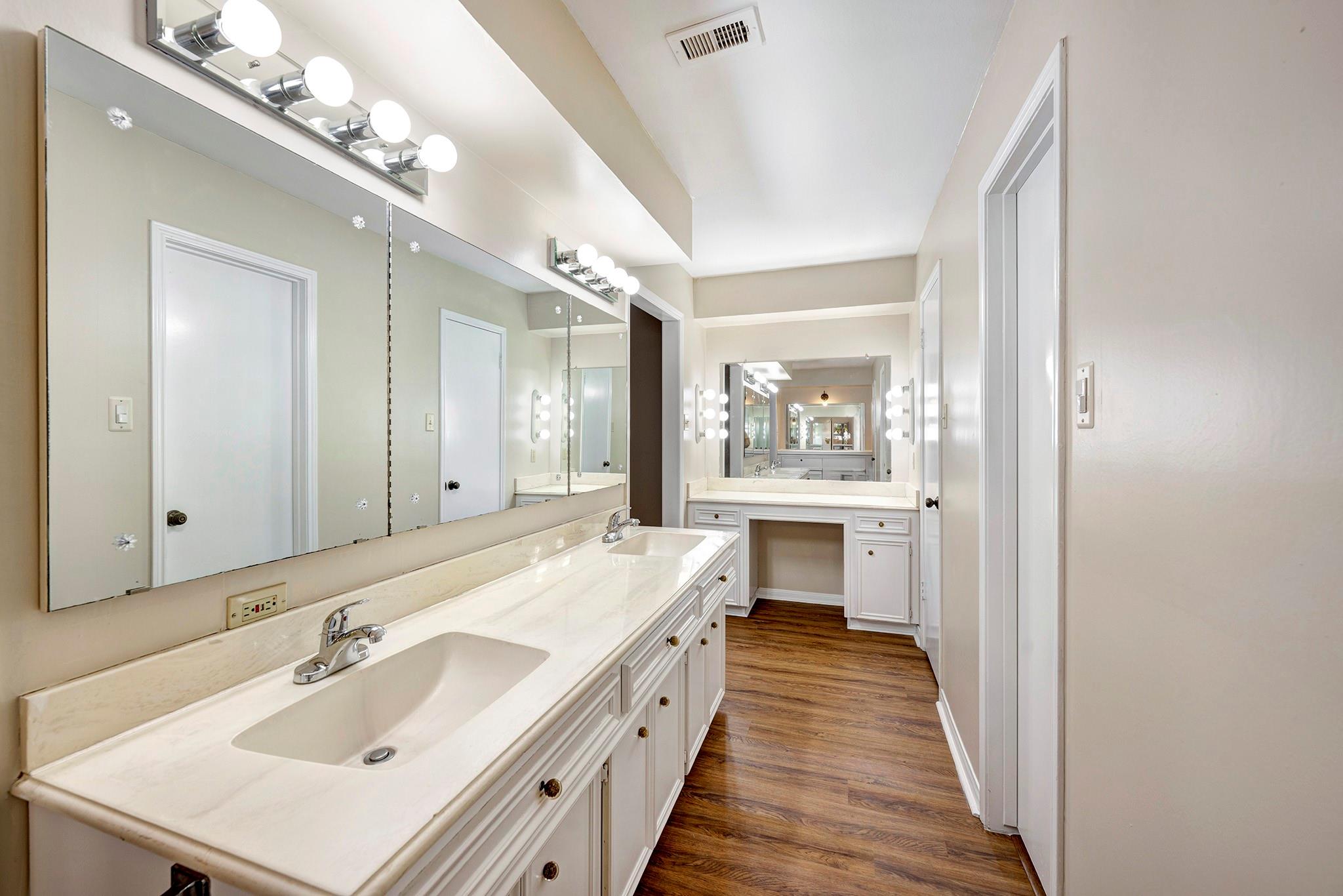 3603 Point Clear Drive