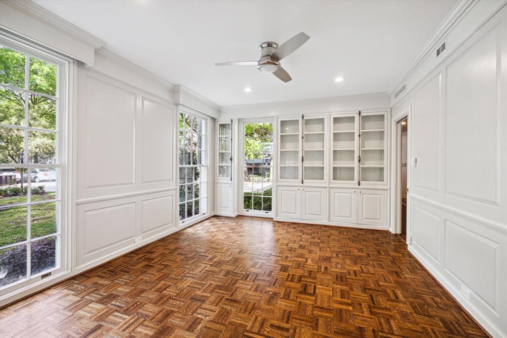 8 Pine Forest Circle