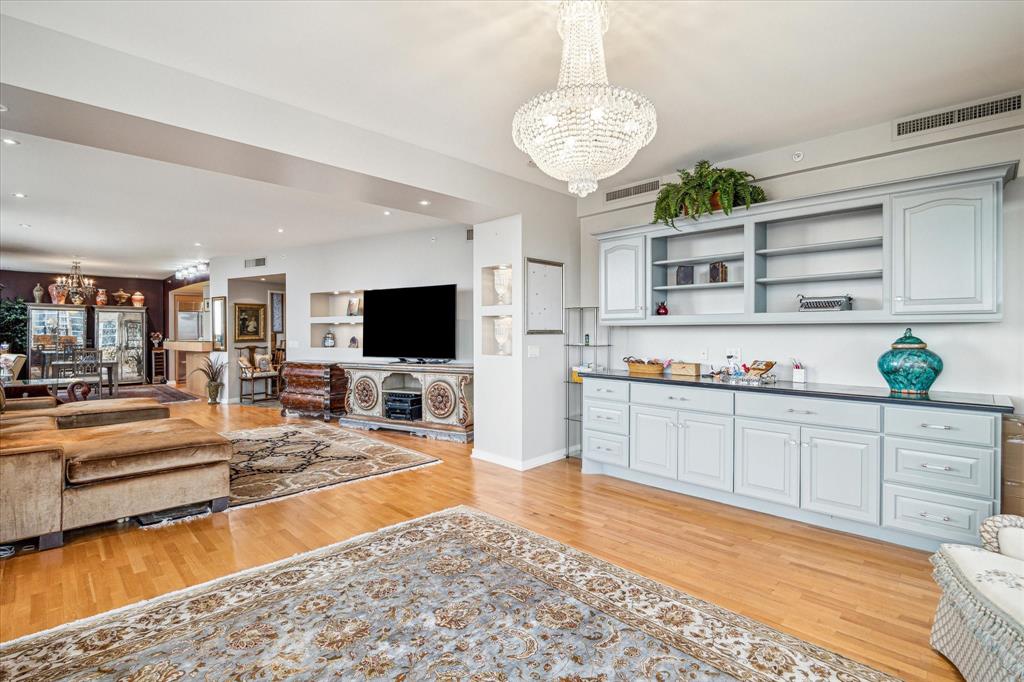 5110 San Felipe Street # 253